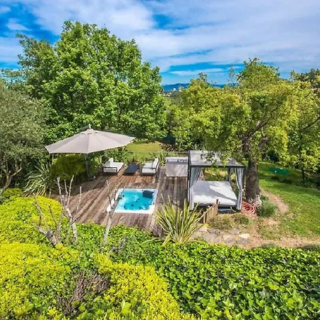 Large And Relaxing In The Heart Of St. Tropez Holiday home *