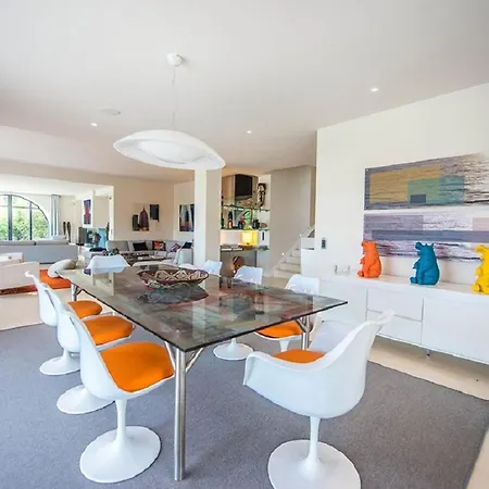 Large And Relaxing In The Heart Of St. Tropez Saint-Tropez