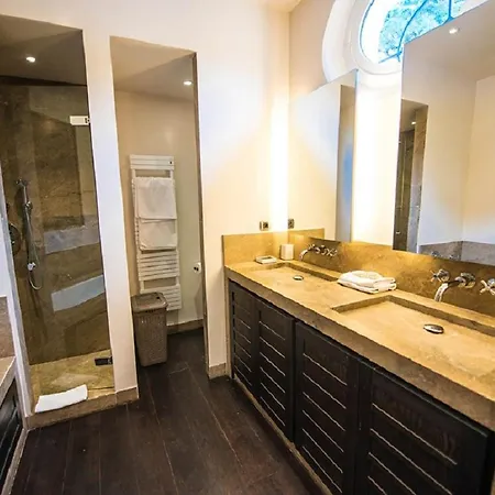 Large And Relaxing In The Heart Of St. Tropez Holiday home *